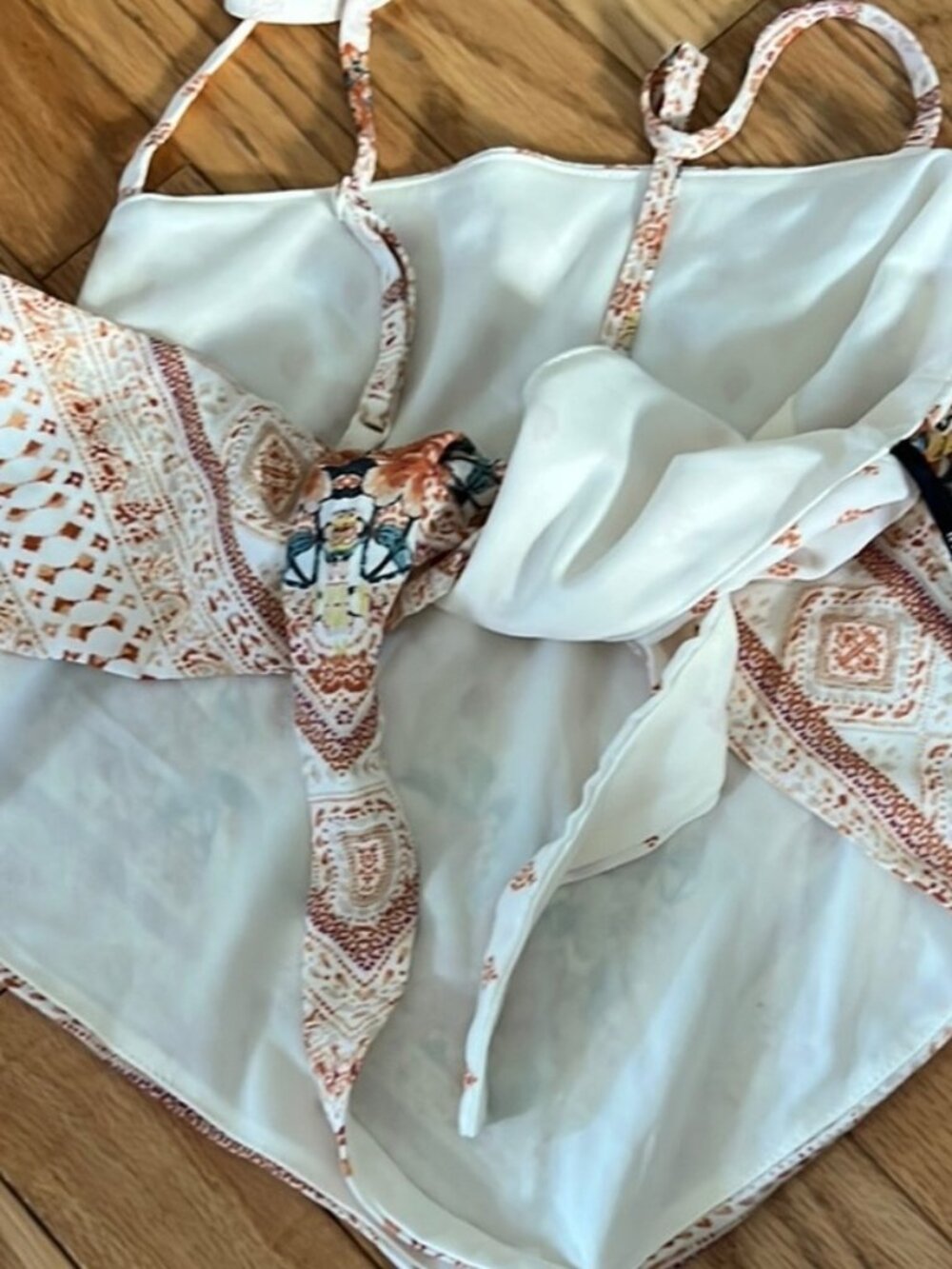 Floral‎ Bandana Crop Top - Picture 2 of 2